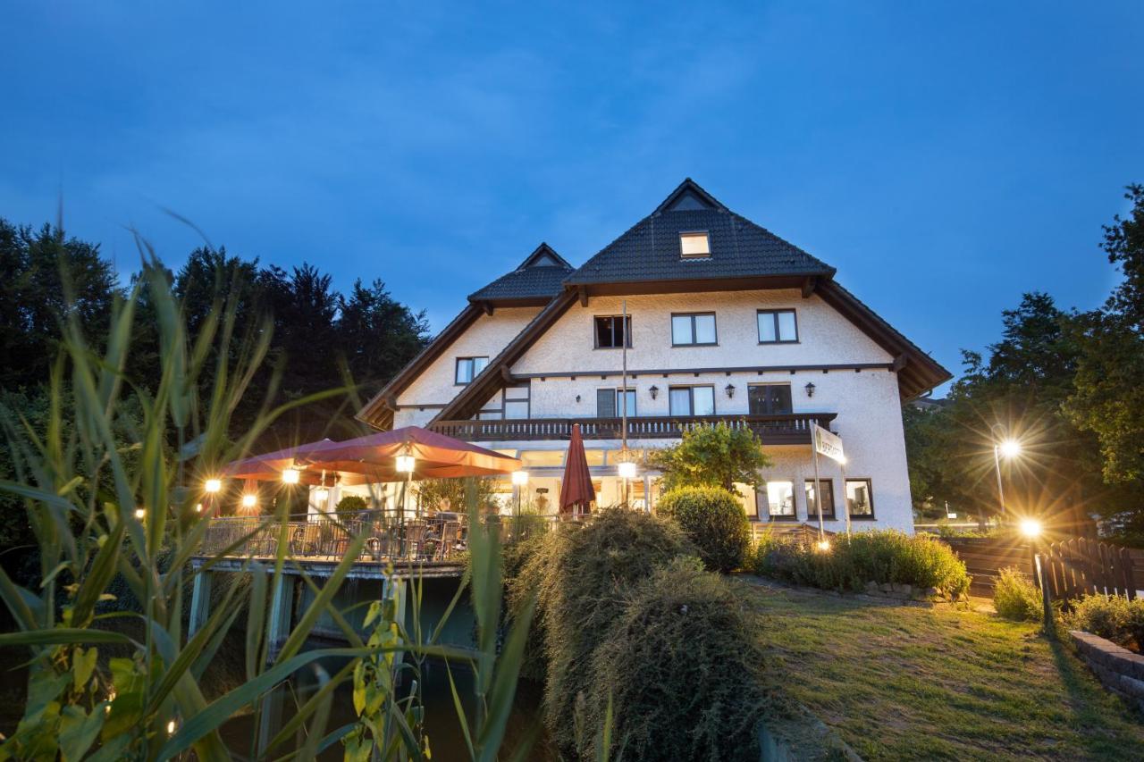 Deeke'S Quellenhof Hotel Lubbecke Exterior foto